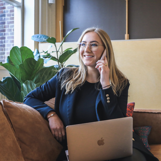 colleagues female calling for job